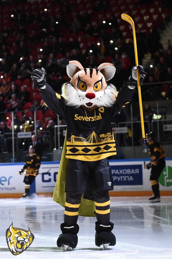 Ростовая кукла хоккейного талисмана тигр